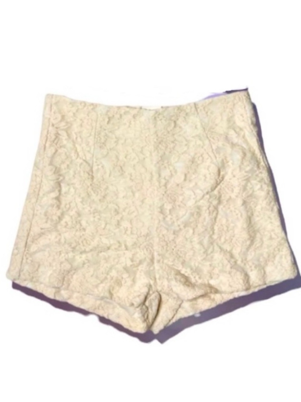 Alythea Lace Shorts High Waist Off White Back Zip Closure 2” Inseam Size Med NWT